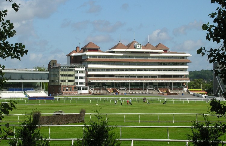 OCS secures contract with Newbury Racecourse